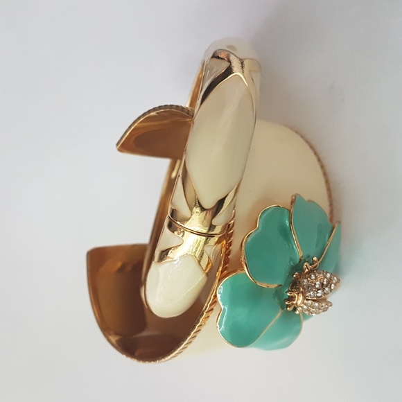 Bracelet - Picture 8 of 9